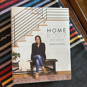 Homebody by Joanna Gaines Book